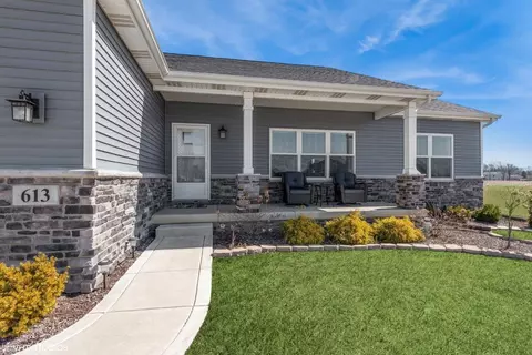 613 Brookvale Dr, Lowell, IN 46356 photo 4