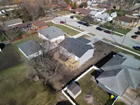 708 N Woodlawn Ave, Griffith, IN 46319 photo 31