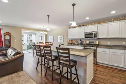 2956 Blue River Rd, Valparaiso, IN 46385 photo 9
