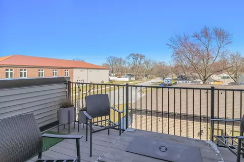 384 N Indiana Ave, Crown Point, IN 46307 photo 17