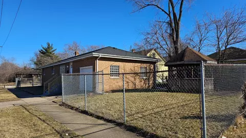 221 E 36th Ave, Gary, IN 46409 photo 3