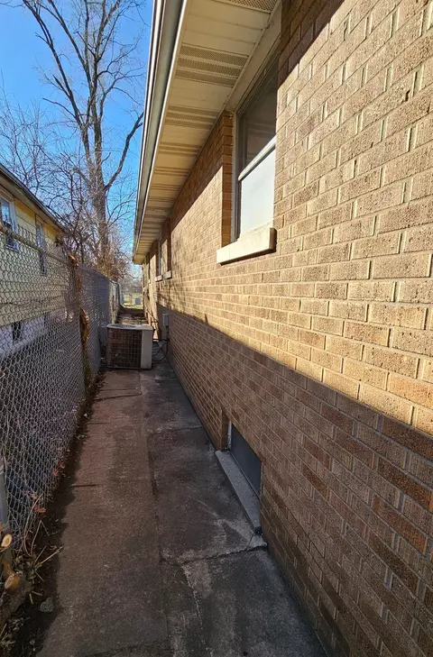 221 E 36th Ave, Gary, IN 46409 photo 37