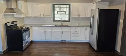 221 E 36th Ave, Gary, IN 46409 photo 7