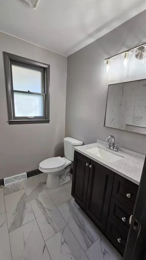 221 E 36th Ave, Gary, IN 46409 photo 13