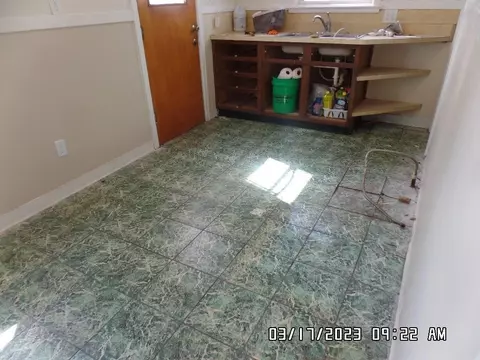 6821 E 4th Ave, Gary, IN 46403 photo 29