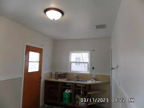 6821 E 4th Ave, Gary, IN 46403 photo 32