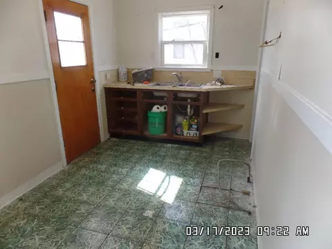 6821 E 4th Ave, Gary, IN 46403 photo 31
