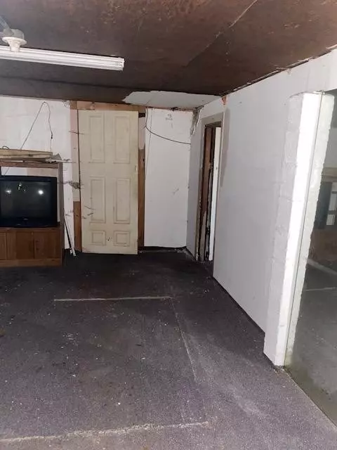 2181 Hayes St, Gary, IN 46404 photo 15