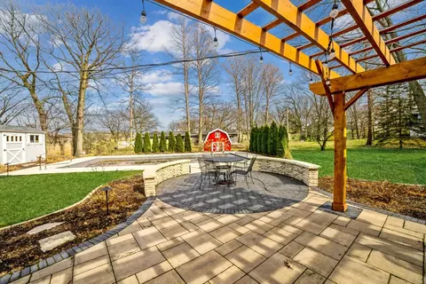 9153 E Springhill Dr, Saint John, IN 46373 photo 20
