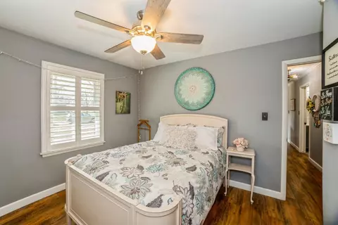 9153 E Springhill Dr, Saint John, IN 46373 photo 13