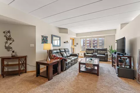 8421 Manor Ave #106, Munster, IN 46321 photo 7