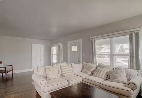 678 Buchanan St, Gary, IN 46402 photo 31