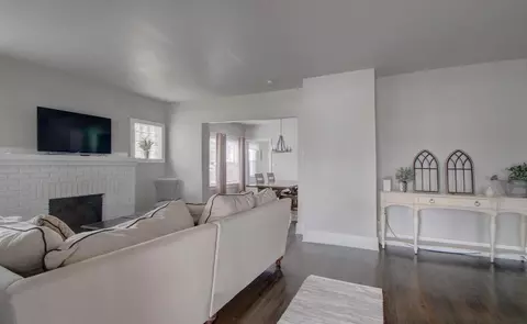 678 Buchanan St, Gary, IN 46402 photo 5