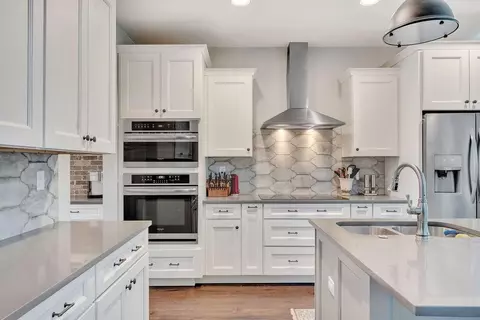 10200 New Devon St, Munster, IN 46321 photo 8