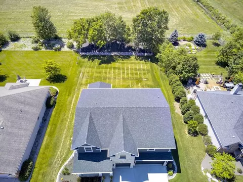 10200 New Devon St, Munster, IN 46321 photo 37