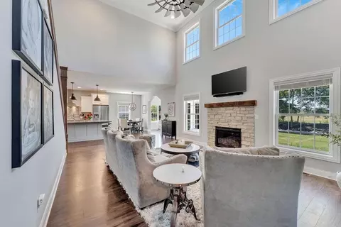 10200 New Devon St, Munster, IN 46321 photo 14