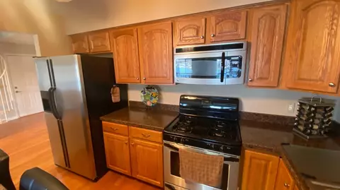 5045 Spinnaker Ln #E, Crown Point, IN 46307 photo 22