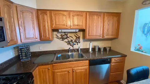 5045 Spinnaker Ln #E, Crown Point, IN 46307 photo 21