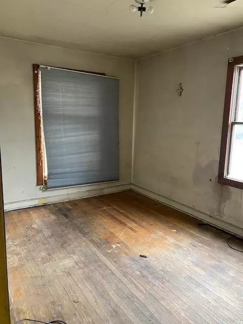 603 Ohio St, Gary, IN 46402 photo 2
