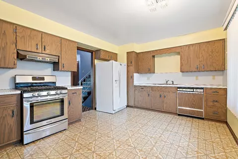 8510 Harrison Ave, Munster, IN 46321 photo 8