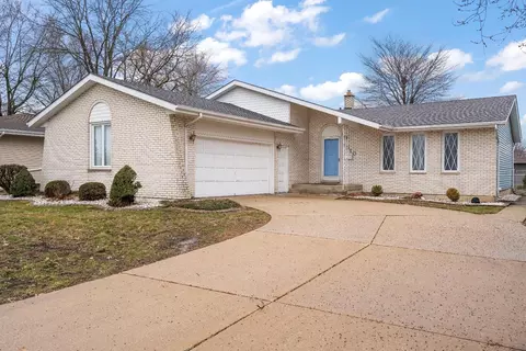 8510 Harrison Ave, Munster, IN 46321 photo 2
