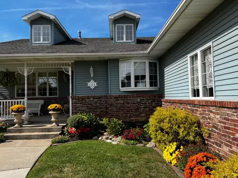 408 N True St, Griffith, IN 46319 photo 2