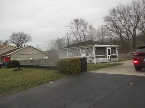 2371 Chase St, Gary, IN 46404 photo 2