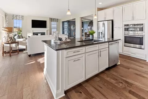 4031 Brander Dr, Valparaiso, IN 46383 photo 8