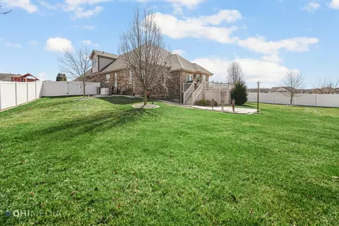 237 Trillium Dr, Dyer, IN 46311 photo 30