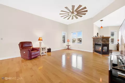 237 Trillium Dr, Dyer, IN 46311 photo 9