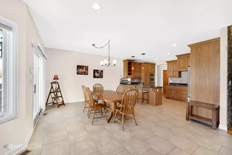 237 Trillium Dr, Dyer, IN 46311 photo 12