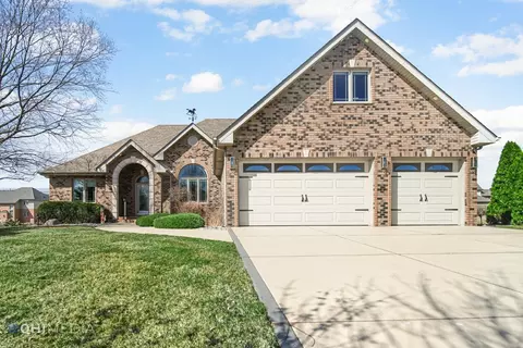 237 Trillium Dr, Dyer, IN 46311 photo 2