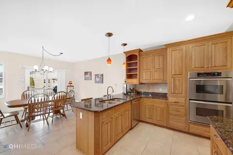 237 Trillium Dr, Dyer, IN 46311 photo 16