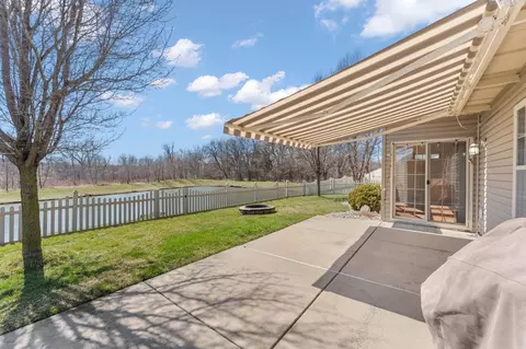 523 Aster Ln, Griffith, IN 46319 photo 2
