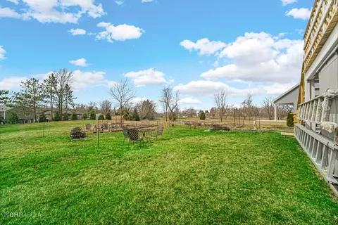 3122 Devonshire Cir, Crown Point, IN 46307 photo 19