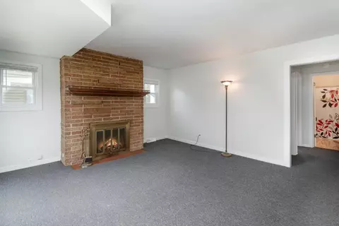 9024 Bunker Hill Dr, Munster, IN 46321 photo 3