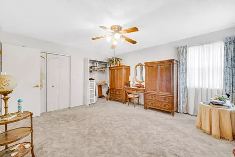 560 Taft Pl, Gary, IN 46404 photo 11