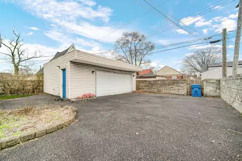 560 Taft Pl, Gary, IN 46404 photo 24