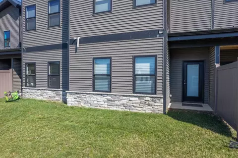 345 Sawgrass Dr, Crown Point, IN 46307 photo 33