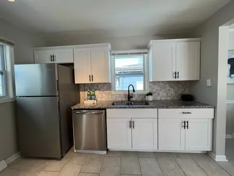 8034 Howard Ave, Munster, IN 46321 photo 10