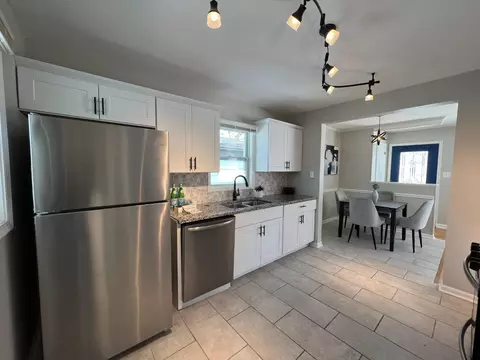 8034 Howard Ave, Munster, IN 46321 photo 8