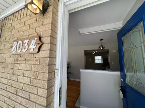 8034 Howard Ave, Munster, IN 46321 photo 2