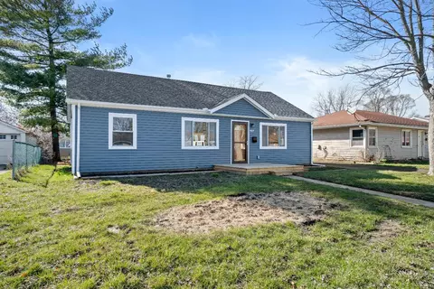7944 Bertram Ave, Hammond, IN 46324 photo 2