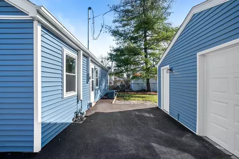 7944 Bertram Ave, Hammond, IN 46324 photo 14