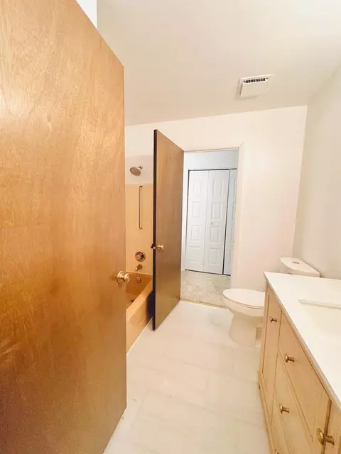 50 Lilac Dr, Dyer, IN 46311 photo 8
