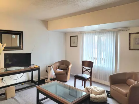 6220 Hemlock Ave, Gary, IN 46403 photo 3