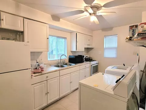 6220 Hemlock Ave, Gary, IN 46403 photo 5