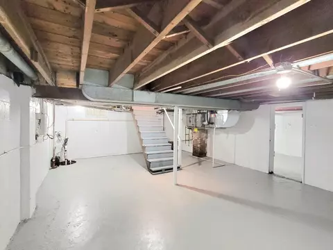 6220 Hemlock Ave, Gary, IN 46403 photo 10