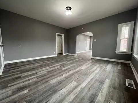 424 Mckinley St, Gary, IN 46404 photo 7
