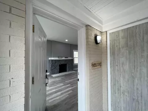 424 Mckinley St, Gary, IN 46404 photo 3